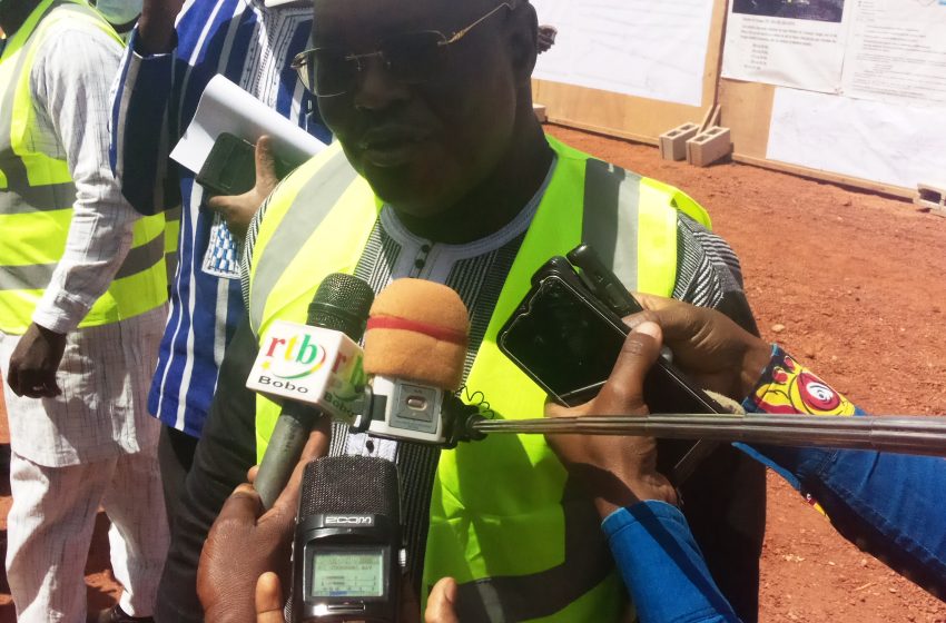  ONEA-Bobo:Visite des installations et chantiers en cours par le ministre Ousmane Nacro